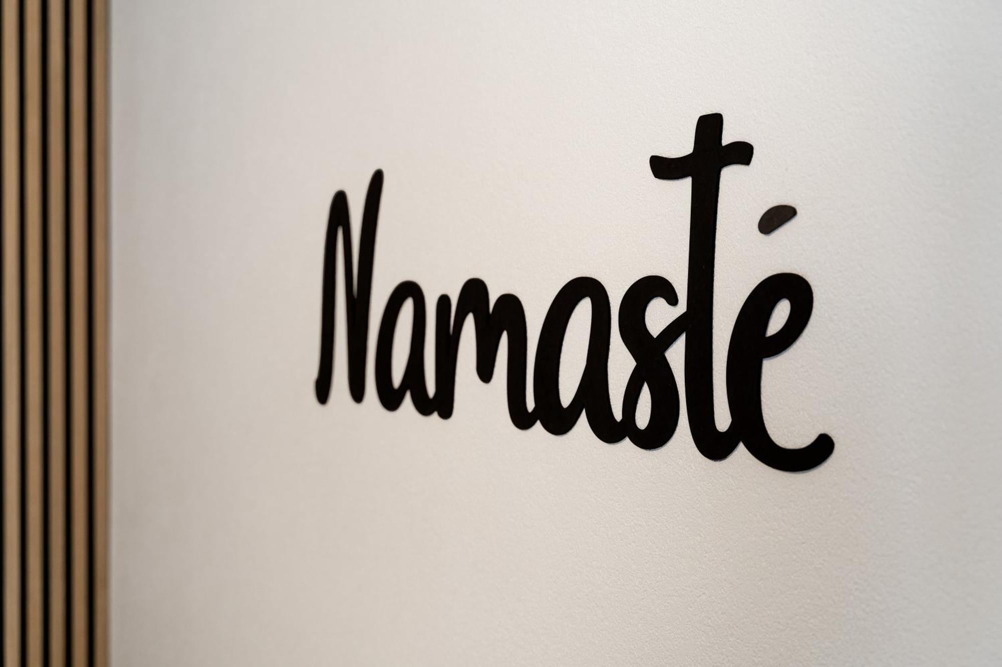 Namaste Homes - Ferienwohnung Mit Dachterrasse 巴特温茨海姆 外观 照片